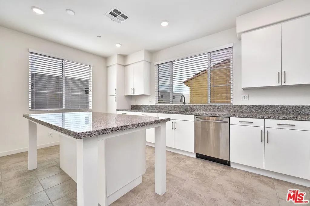 14168 Bay Street, La Mirada, California 90638 home-pic-16